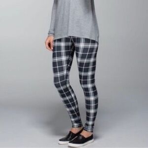 Lululemon Wunder Under Full On Luon Leggings Pants Black White Size 6